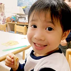 Niño de preescolar​​​​​​​